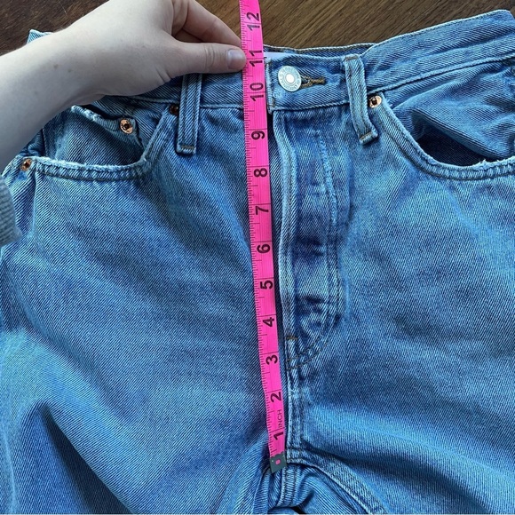 Re/Done Loose Straight Leg Destroyed Medium Blue Jean Distressed Denim Size 27 - Picture 12 of 12